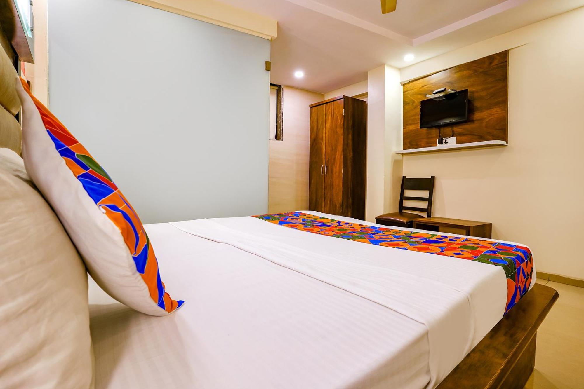 Hotel Naivedhya By Kwality Inn Thane Dış mekan fotoğraf