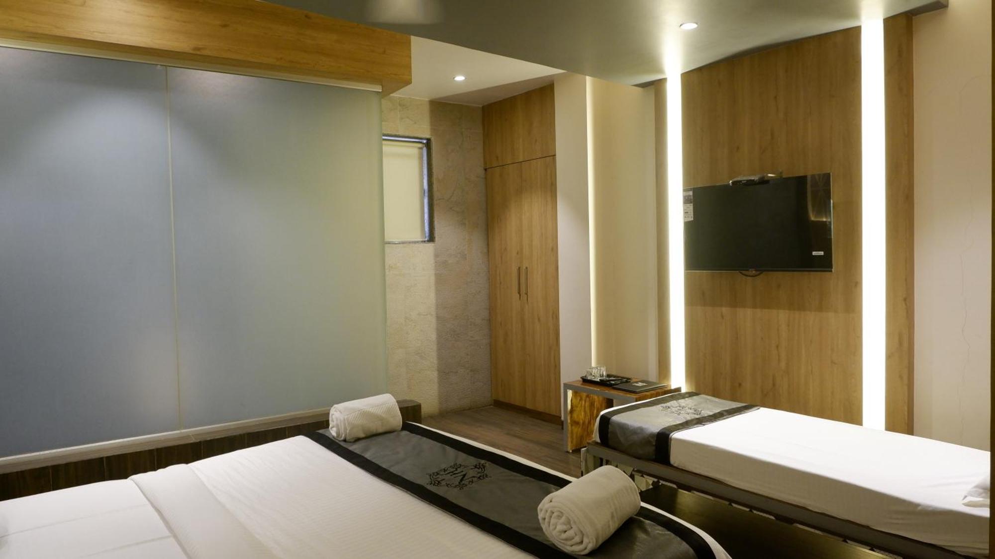 Hotel Naivedhya By Kwality Inn Thane Dış mekan fotoğraf